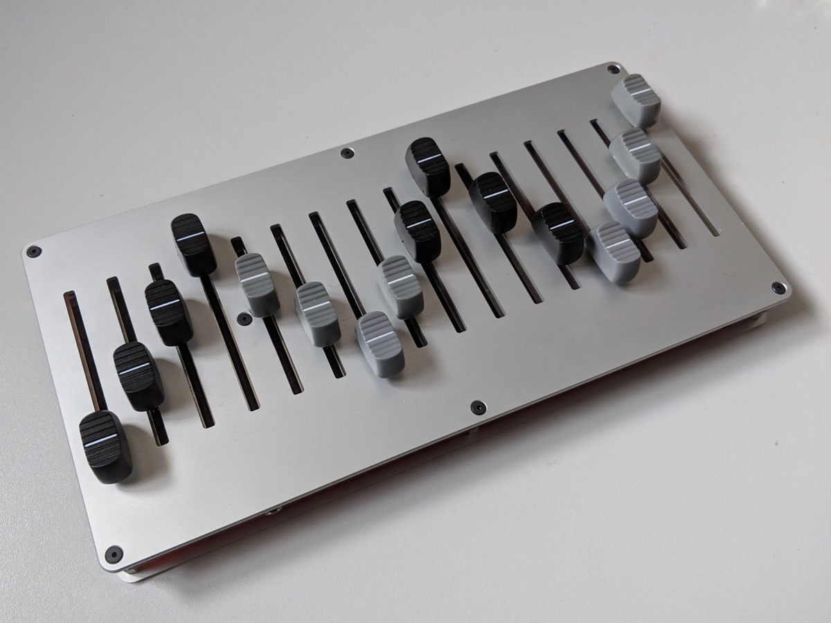 16 fader midi controller